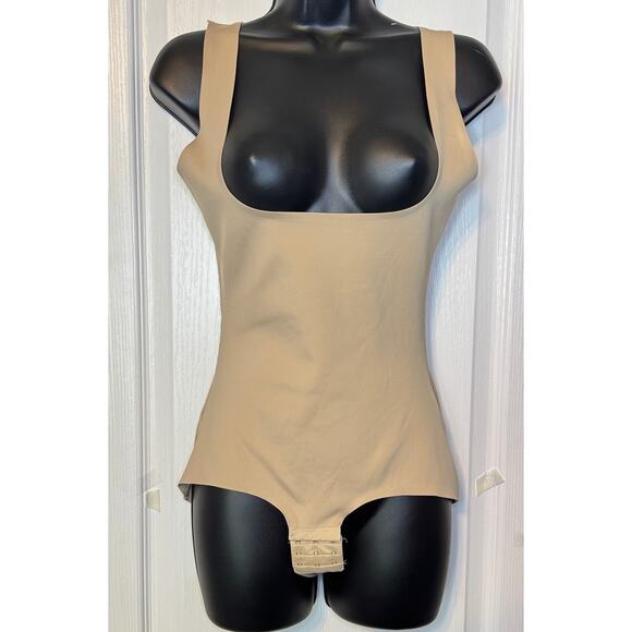 STRM LINE Shapewear open bust -Large - Picture 1 of 5
